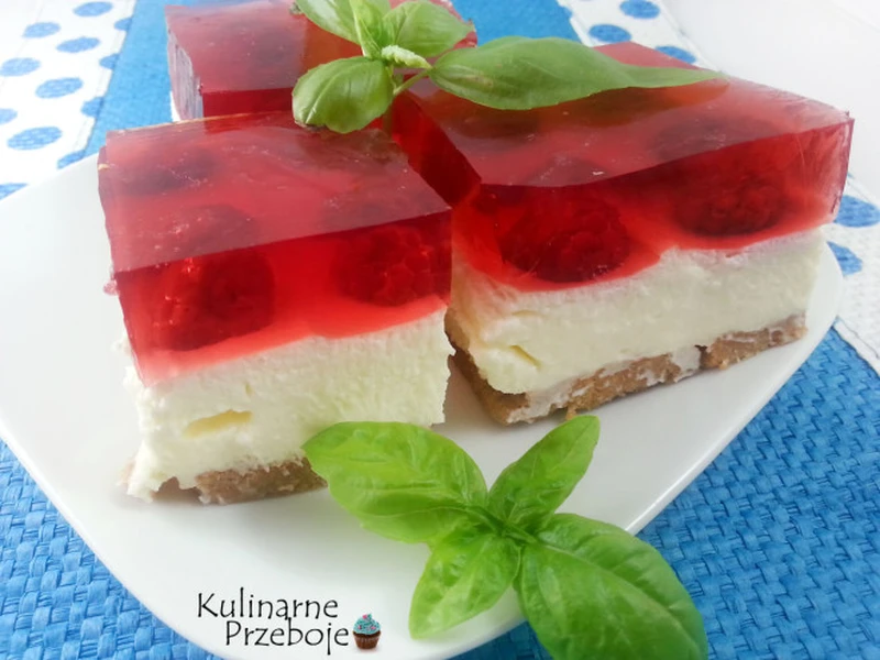Sernik na zimno z malinami (z serka mascarpone)