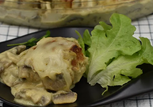 Kotlet mielone zapiekane w sosie musztardowym