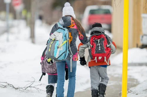 300 plus tylko dla pracujących! Świadczenie w 2026 roku ma być przyznawane cudzoziemcom na nowych zasadach