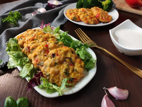 Kotleciki drobiowo warzywne z piekarnika.