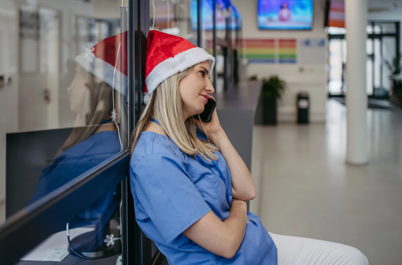 Święta na SOR-ze? Medycy apelują o rozsądek. Gdzie szukać pomocy w Boże Narodzenie 2025?