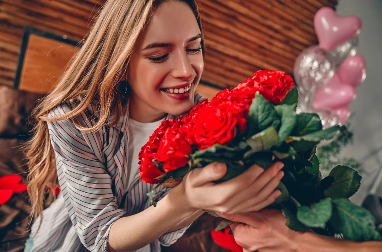 Dostałam bukiet 50 róż. Wczoraj znalazłam jego drugie konto - pisze Eliza [LIST]