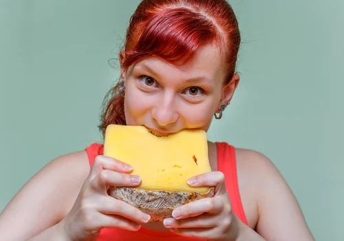 Uzależniła się od sera! Historia młodej amerykanki, która skończyła się odwykiem