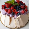 Pavlova z masą jagodową