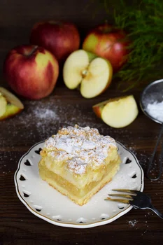 Szarlotka z kawałkami ananasa i cytrynową pianką!