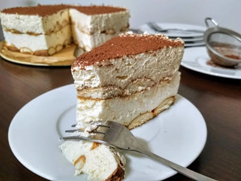 Niby tiramisu na gotowcach
