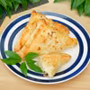 Pierożki z nadzieniem śledziowym i śliwką