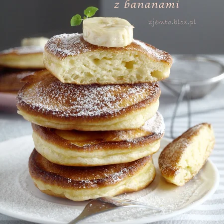 Placuszki budyniowe z bananami