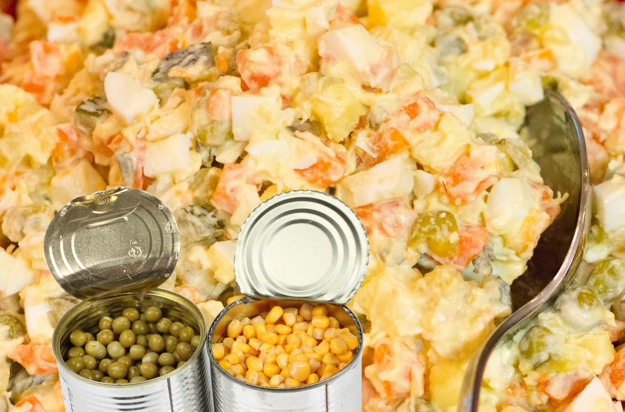 Groszek czy kukurydza w sałatce jarzynowej? Polacy są podzieleni, ale odpowiedź jest tylko jedna