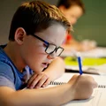 Prace domowe wrócą do szkół? Wyniki egzaminów ósmoklasisty nie pozostawiają złudzeń