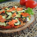 Keto pizza z cukinią i łososiem (Paleo, LowCarb)