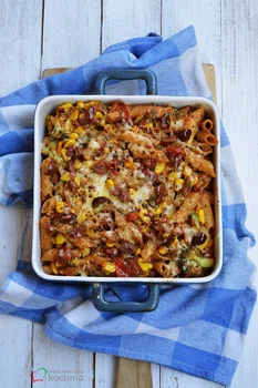 Makaron zapiekany z warzywami