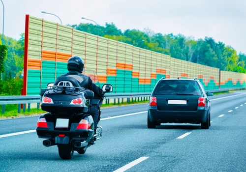 Nowe fotoradary już na polskich drogach! Monitorują lepiej niż kiedykolwiek!