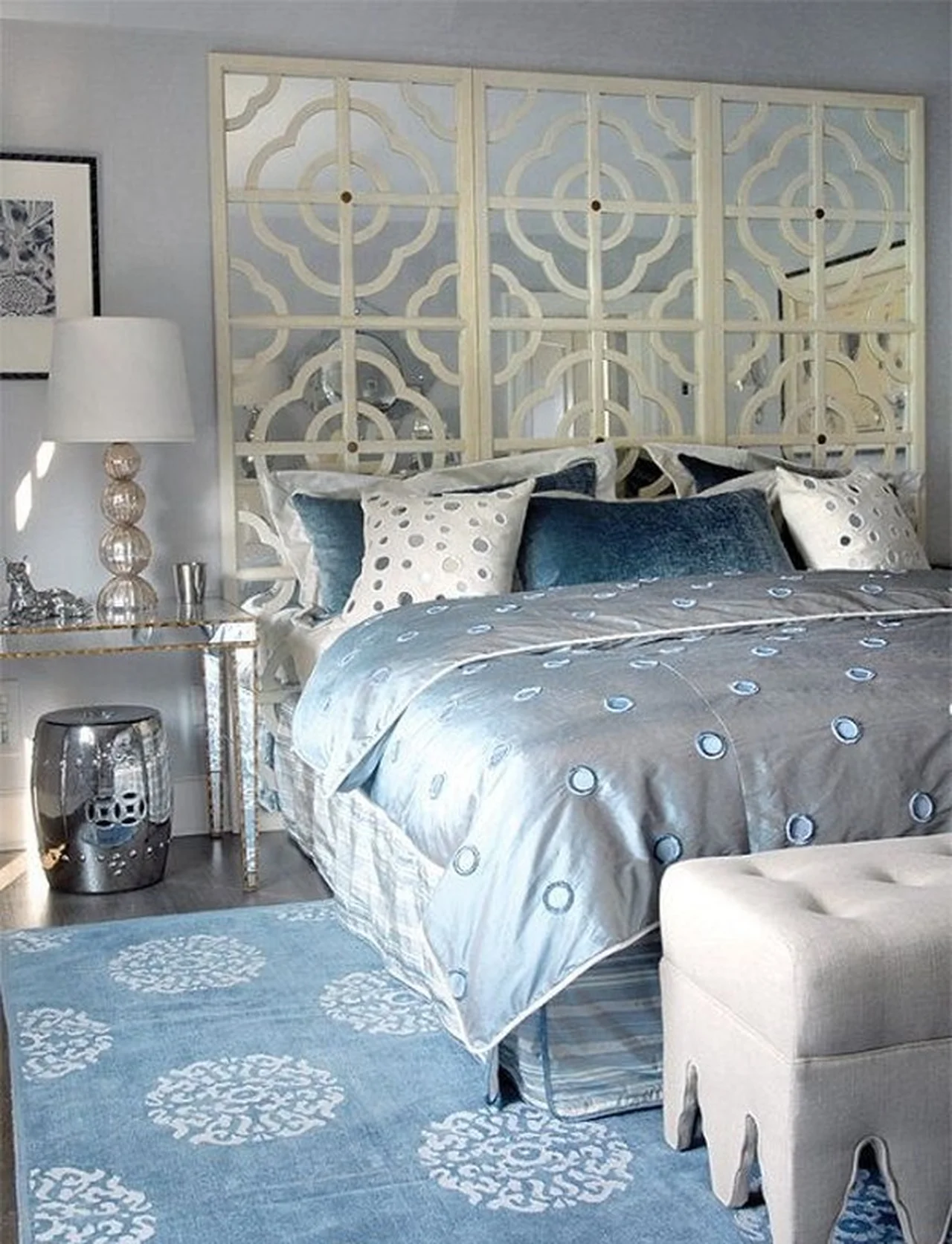 Sypialnia w niebieskim odcieniu