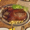 PIECZONA GĘŚ FASZEROWANA KASZĄ I GRZYBAMI