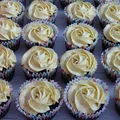 Muffinki czekoladowe z kremem z orange curd