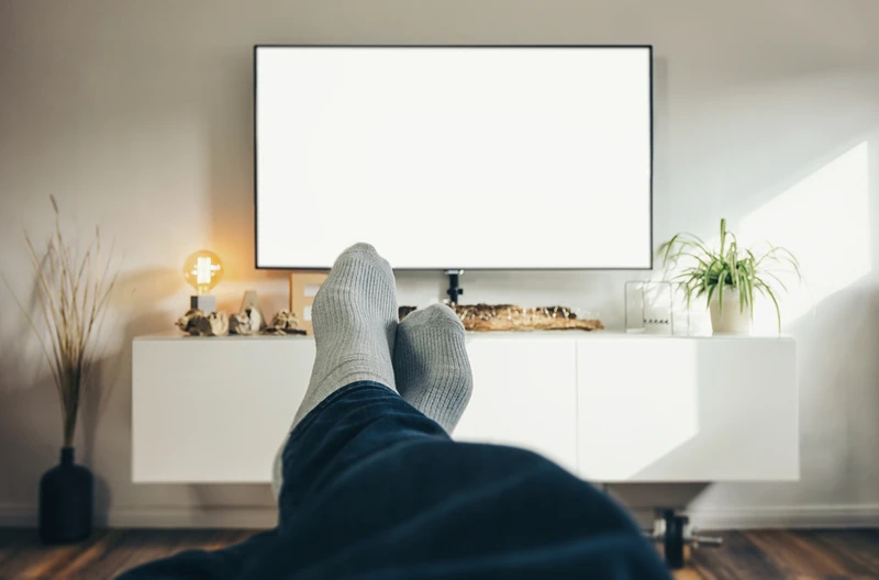 Kino, teatr i radio w domu. Co oglądać oprócz Netflixa i HBO?