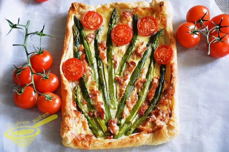 tarta ze szparagami - jadalny obrazek