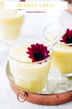 Mango lassi