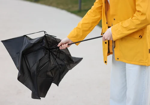 IMGW wydał alerty dla całej Polski. To może zaskoczyć nocą!