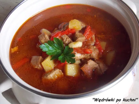 Zupa gulaszowa