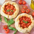 Focaccia z pomidorami z Sardynii - "Mustazzeddu"