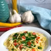 Spaghetti z oliwą chili i czosnkiem