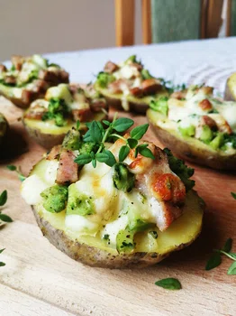 HIT imprezy-Faszerowane ziemniaki z kiełbasą, brokułami i mozzarellą!