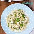 MAKARON Z CUKINIĄ I RICOTTĄ