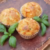Wytrawne muffiny z łososiem i cukinią