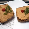 Pasta a'la hummus pomidorowa z koperkiem