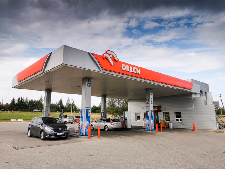 Orlen wprowadza spore ograniczenia. Nie zjemy już na stacji posiłku