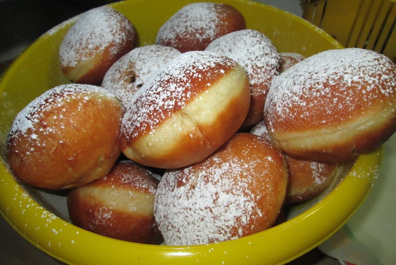 Domowe pączki jak dawniej, pyszne i zawsze wychodzą-idealne na Tłusty czwartek+FILM