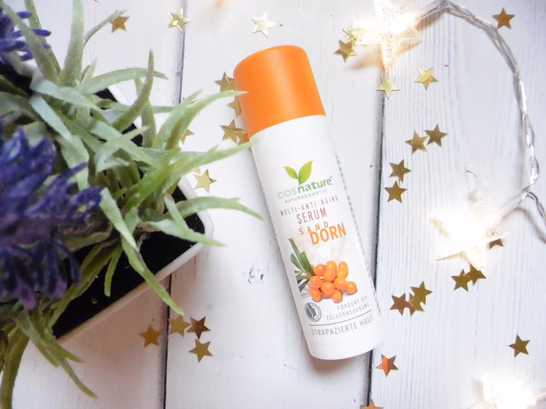Mutliwitaminowe serum do twarzy z rokitnikiem Cosnature