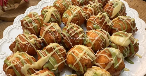 Szybkie pączki pistacjowe z serka na sernik