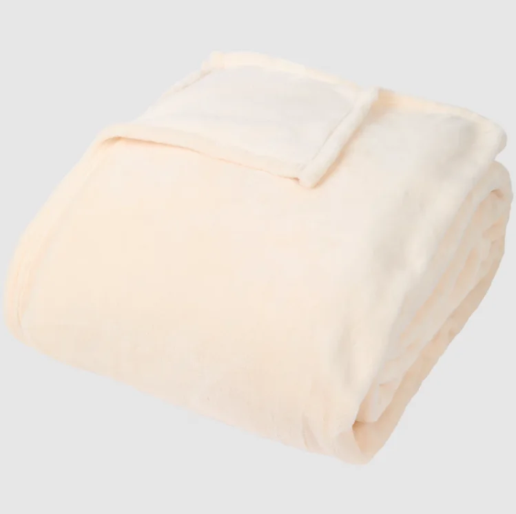 Zdjęcie Ten pled XXL z Action to hit na jesień! Miękki, ciepły i ogromny za jedyne 69,90 zł! #3