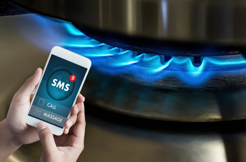 Ty też możesz dostać taki SMS! Oszuści podszywają się pod PGNiG!