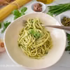 Makaron z salsą verde