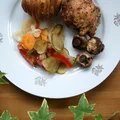 Udźce kurczaka pieczone z ziemniakami i pieczarkami w majeranku
