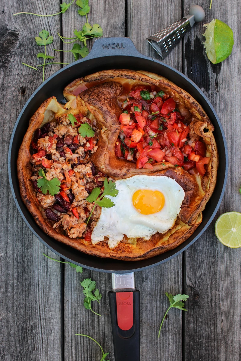 Pieczone naleśniki z farszem tex-mex