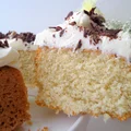 Bezglutenowa kokosowa babka z kremem stracciatella