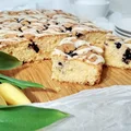 Ciasto z białą czekoladą i jagodami