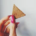 Domowe nachosy z otrębów- fit przekąska