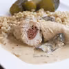 Roladki z kurczaka z prosciutto w sosie śmietanowo-grzybowym