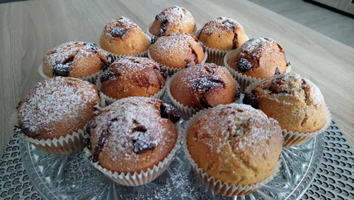 Muffiny z kawałkami czekolady - pyszne i proste :)
