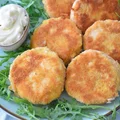 Domowe burgery z łososia