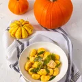 Dyniowe gnocchi z masłem szałwiowym