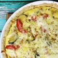Tarta z cukinią kiełbasą i pomidorami