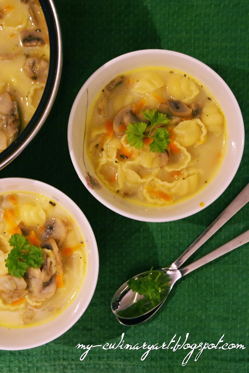 Zupa pieczarkowa