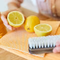 Nie tylko do lemoniady! Jak cytryna staje się Twoim sojusznikiem w sprzątaniu?